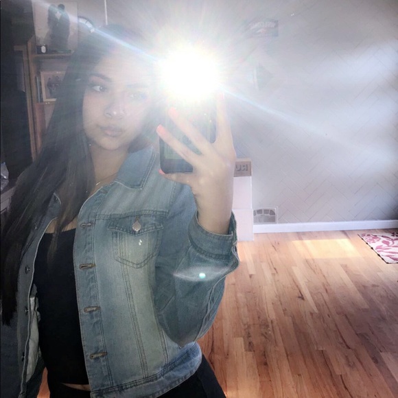 Meet your Posher, Elia - Picture 1 of 1